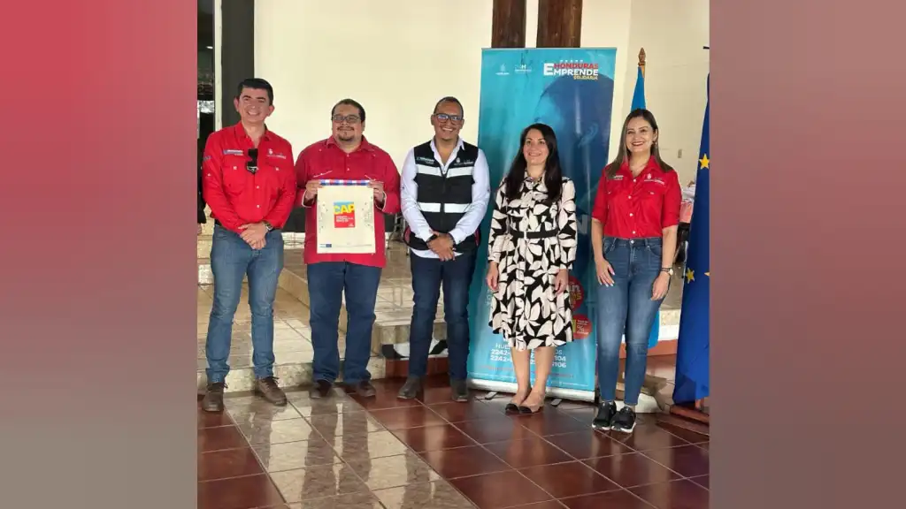 Gobierno y UE lanzan el programa “Crédito Alternativo Popular” para la MIPYME