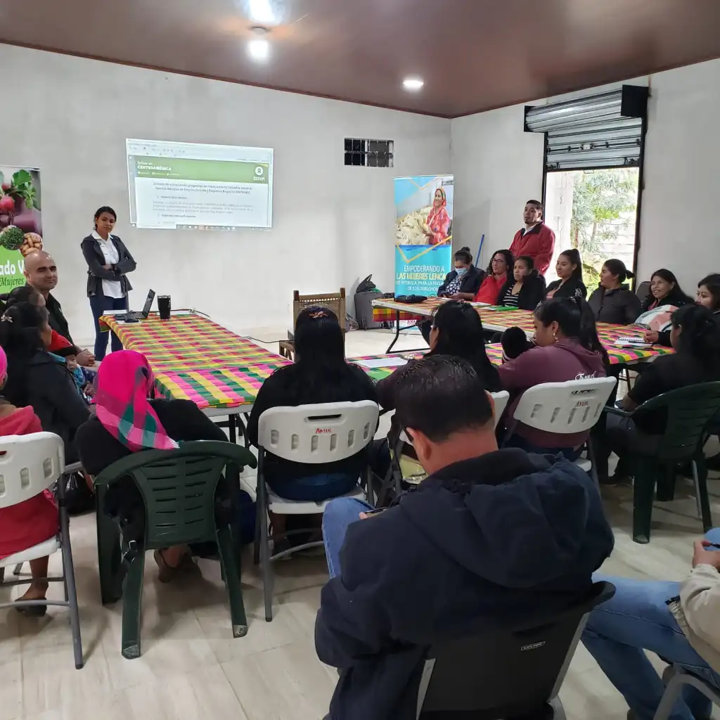 SENPRENDE y FUNDER Fortalecen la Inclusión Financiera de las Mujeres Rurales Lencas en Intibucá