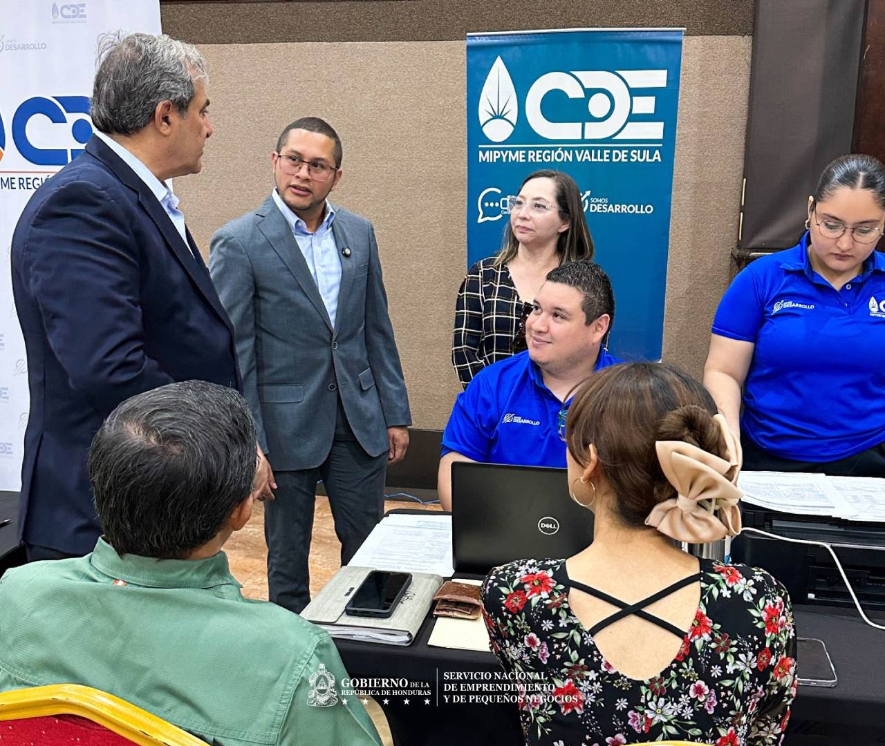 MÁS DE 250 EMPRENDEDORES FORTALECEN SUS NEGOCIOS EN SAN PEDRO SULA